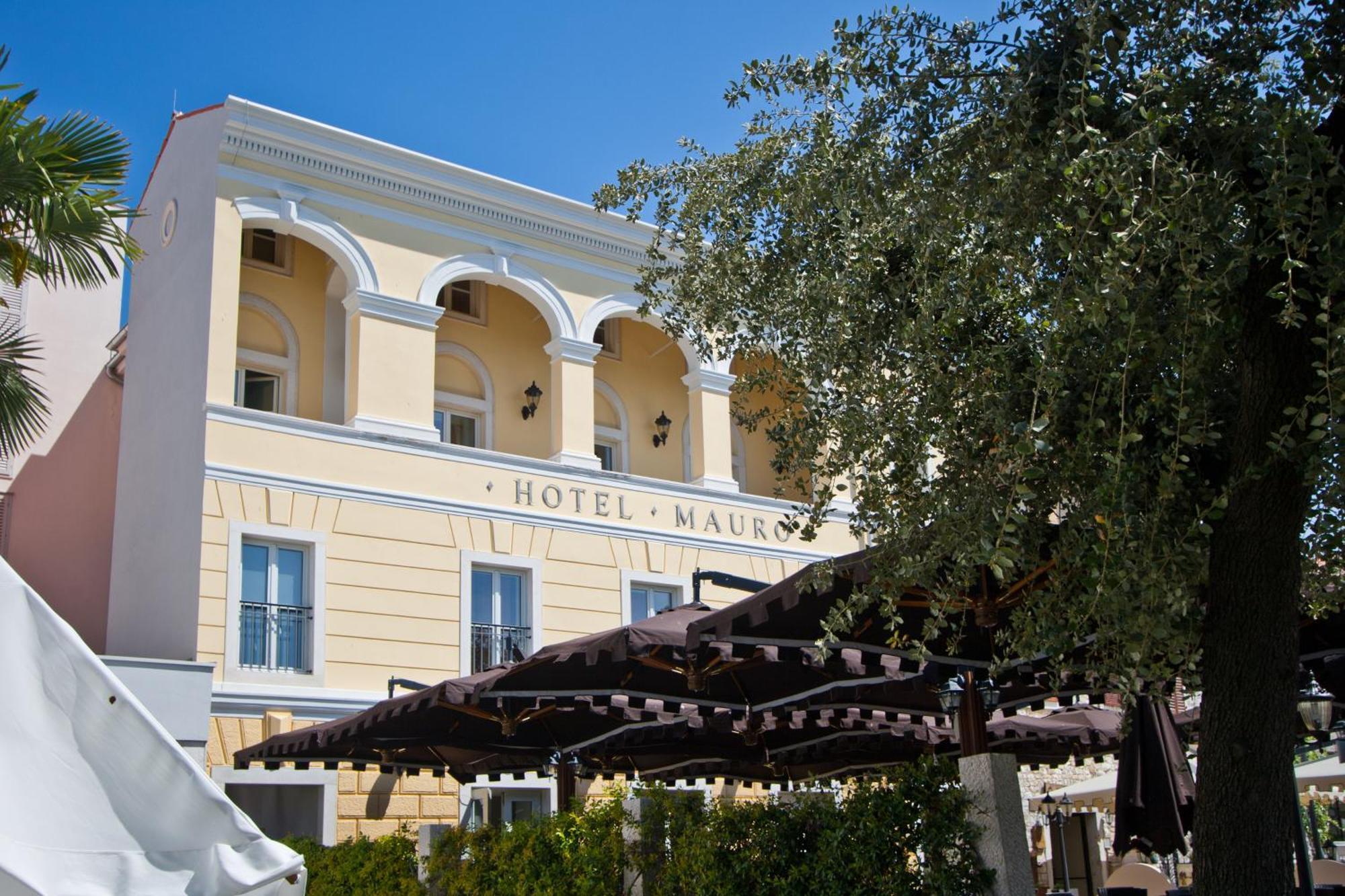 Boutique Hotel Mauro Пореч Екстериор снимка