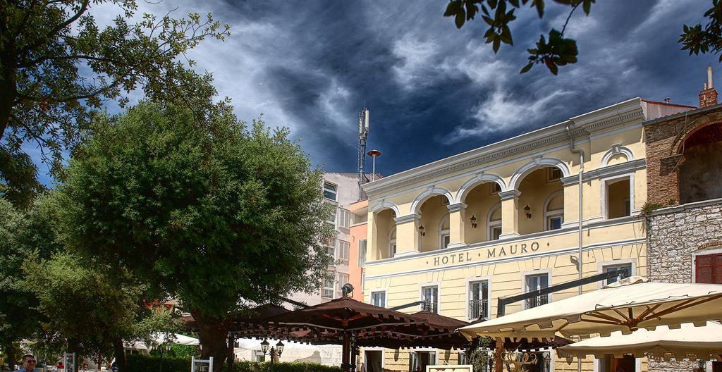 Boutique Hotel Mauro Пореч Екстериор снимка
