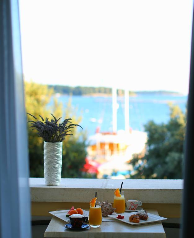 Boutique Hotel Mauro Пореч Екстериор снимка