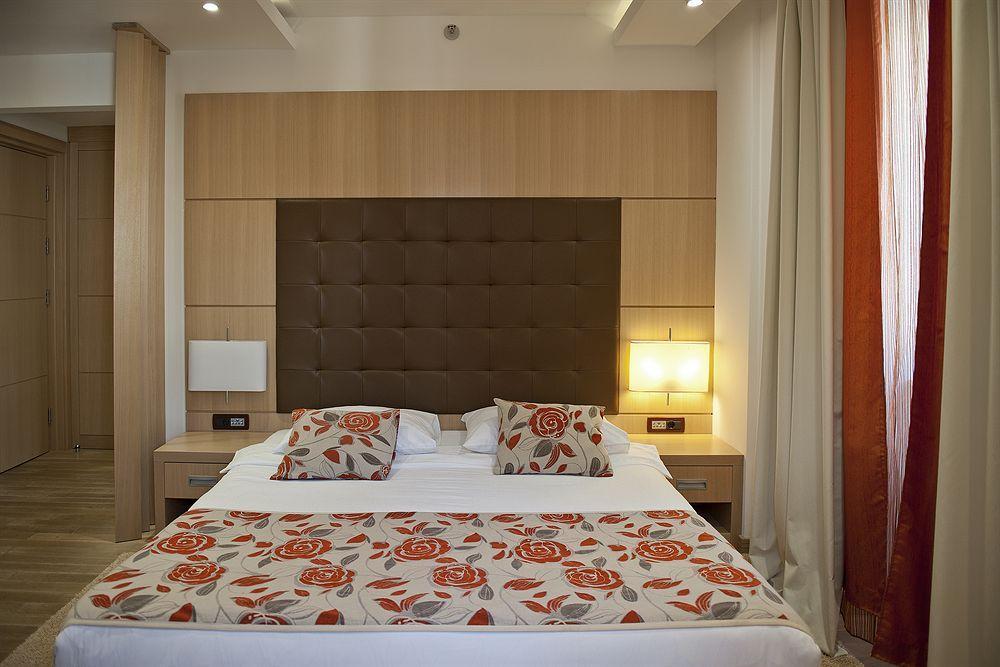 Boutique Hotel Mauro Пореч Екстериор снимка