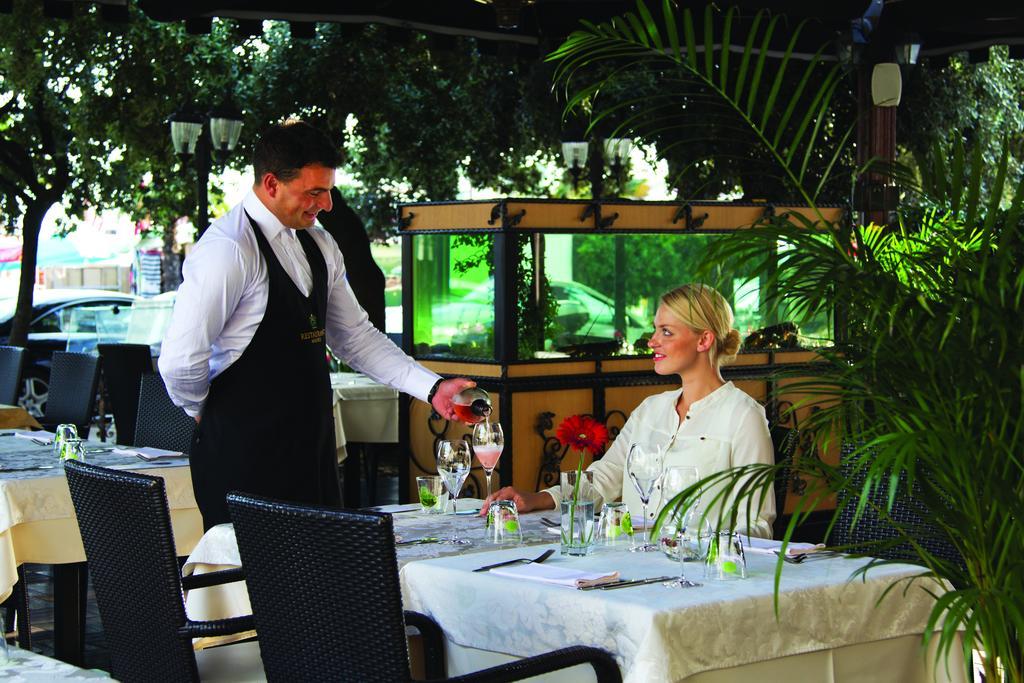 Boutique Hotel Mauro Пореч Екстериор снимка