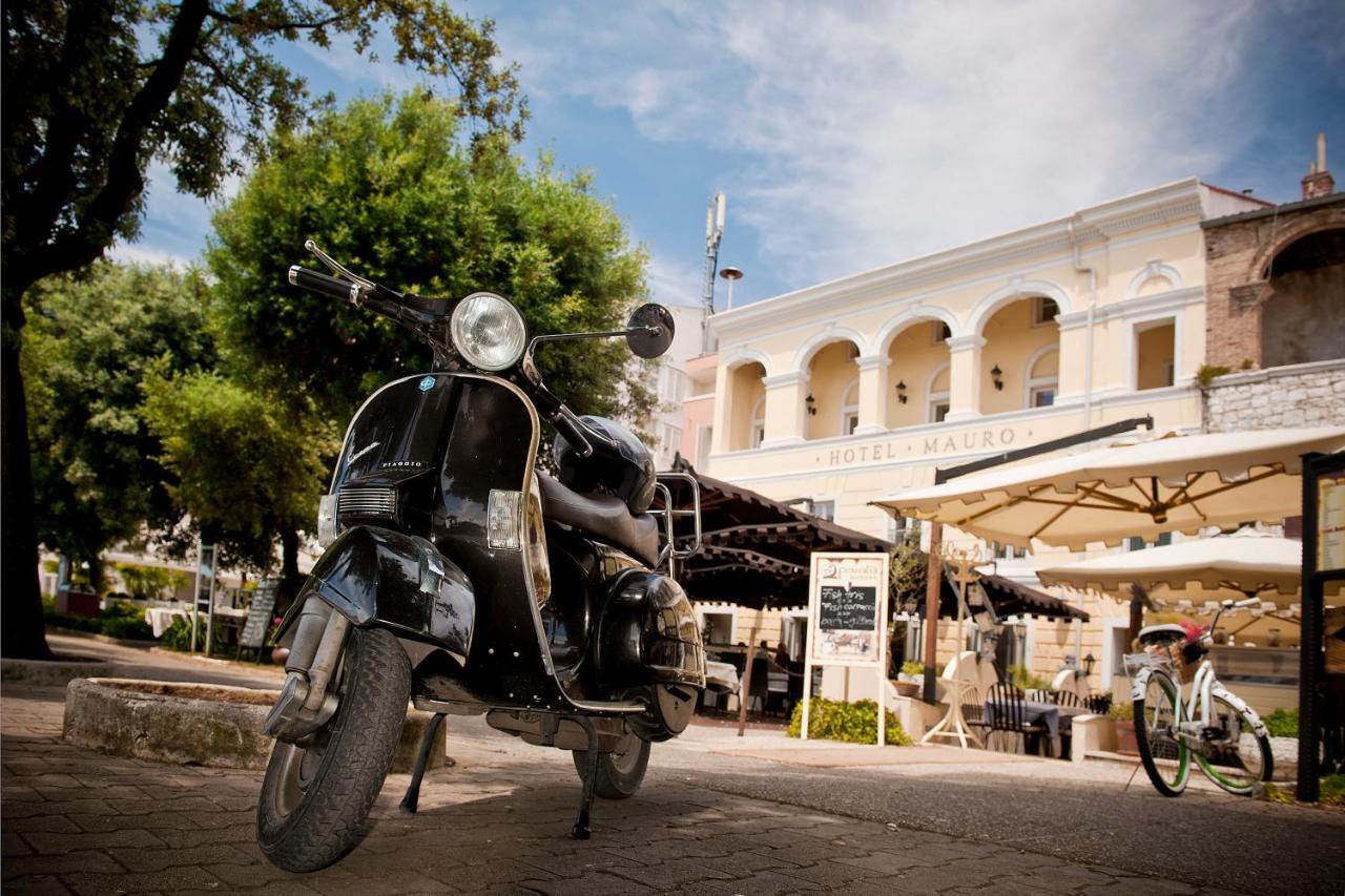 Boutique Hotel Mauro Пореч Екстериор снимка